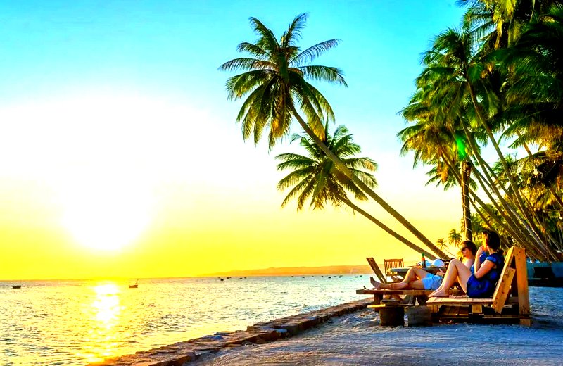 Phan Thiết – Bikini Beach