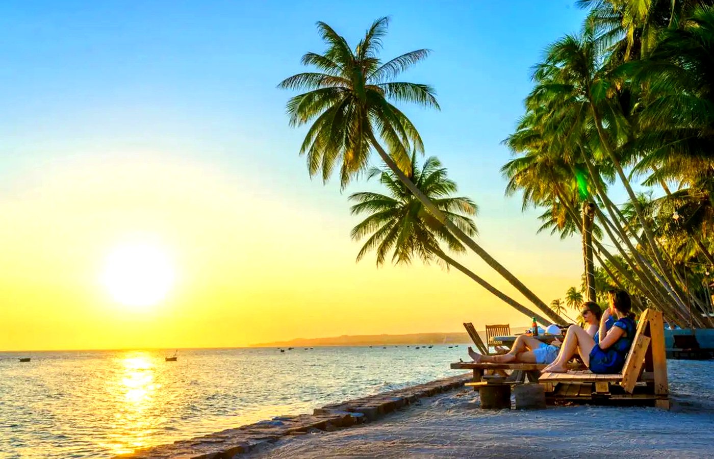 Mũi Né beach sunset