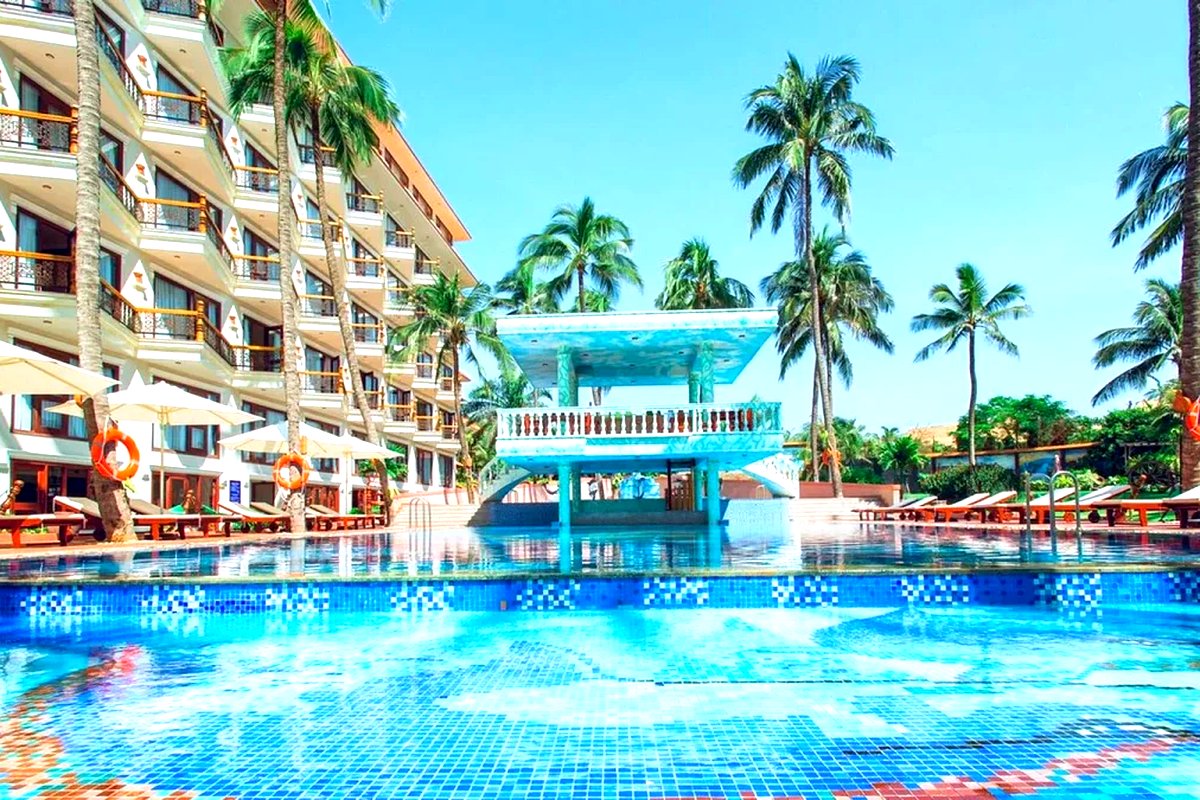 Resort hồ bơi